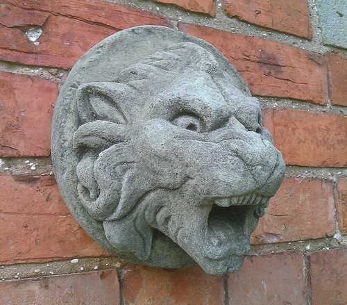 Stone garden gargoyle - stone, lion