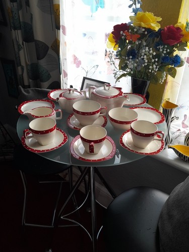 Midwinter potteries red domino - potteries,