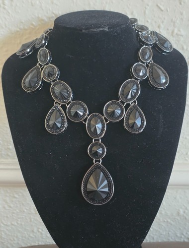 Butler wilson necklace - butler,
