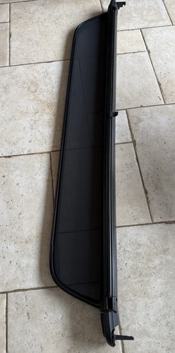 Wind deflector for - wind,