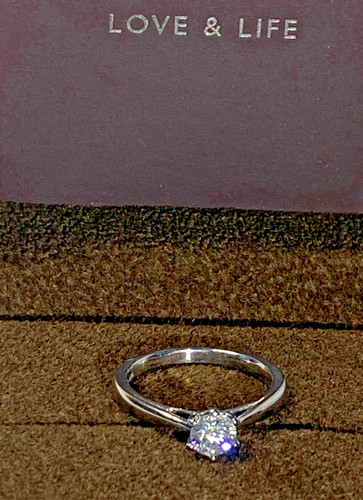 Ernest jones 18ct gold 5ct - ernest,