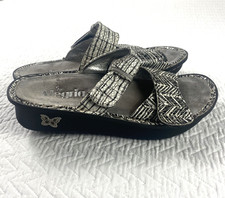 Alegria Shoes Womens Size 36 Black White Sandals Comfort Leather KAR-685 Slip On