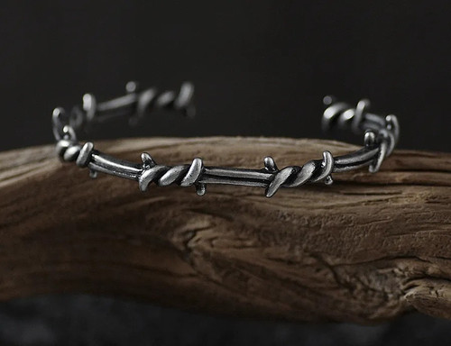 Titanium steel barbed wire - steel,