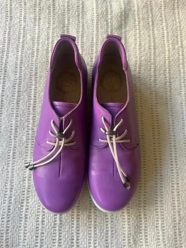 Good condition purple - condition, leather