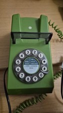 Wild & Wolf Green Trim Phone