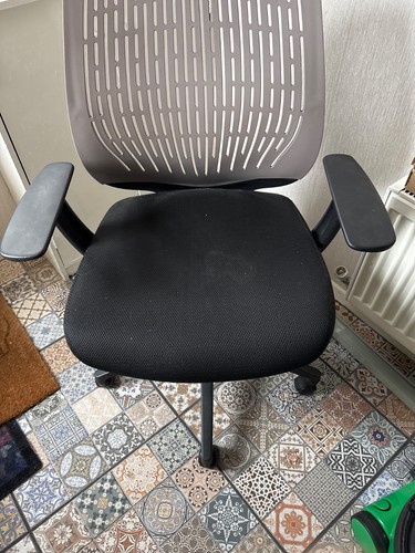 Steelcase leap chair black - chair,