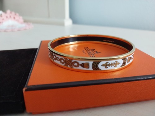 New unworn hermes enamel - unworn,