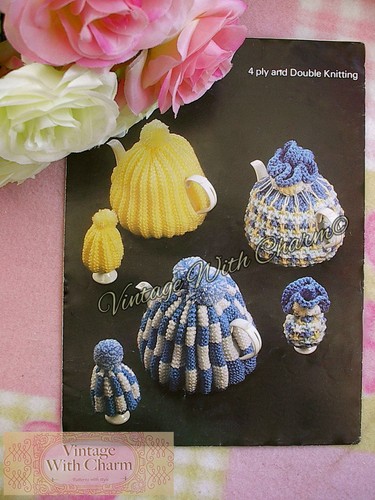 Vintage tea cosy knitting - cosy,