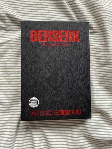 Berserk deluxe hardcover - berserk,