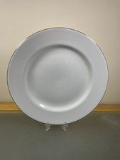 One Royal Worcester Classic Platinum Dinner plate. 28 cm. Excellent