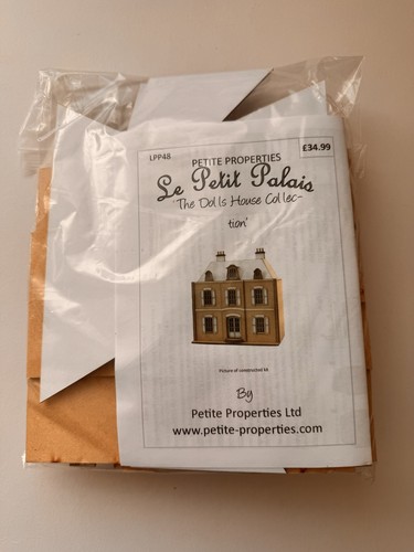 Petite properties petit - petite,