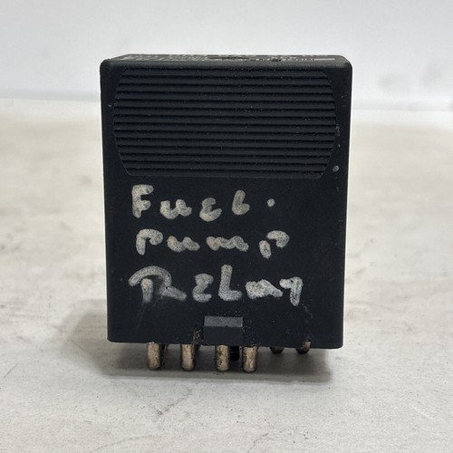 Mercedes w463 fuel pump relay - pump,