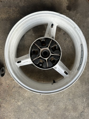 Suzuki gsxr 600 750 k3 - 600,