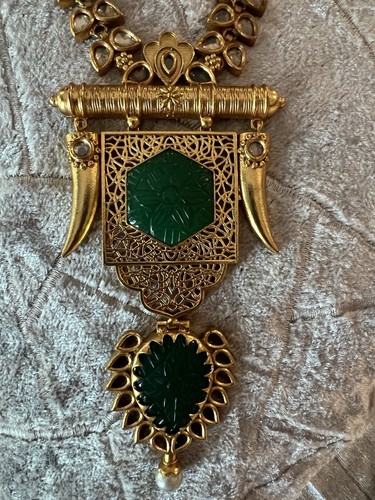 Antique gold tone filigree - gold,