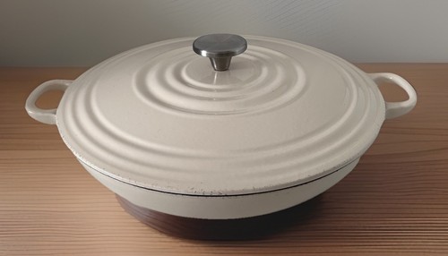 Shallow cast iron - 2.3l,