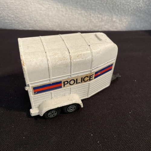 Corgi toys police land - police, rover