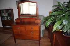 Lovely Inlaid Mahogany Edwardian Dressing Table