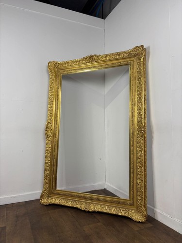 Very large vintage - very, gold