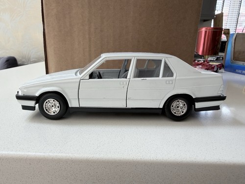 Bburago alfa romeo - bburago, 75