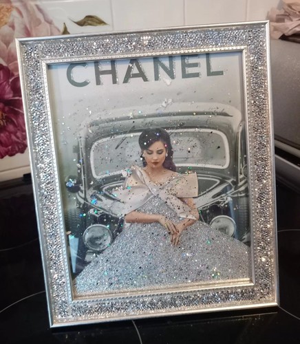 Channel crushed crystals - ,