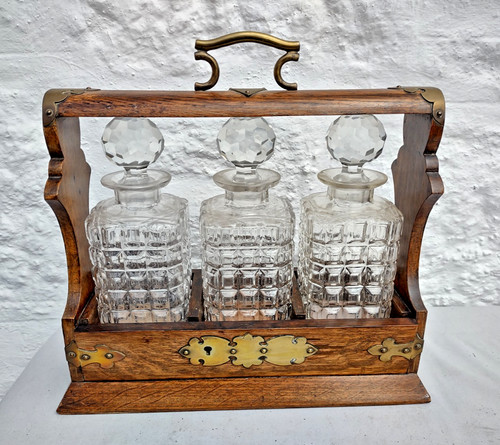 Antique vintage tantalus - /,
