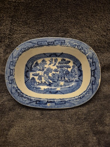 Willow pattern oval - oval, shaped