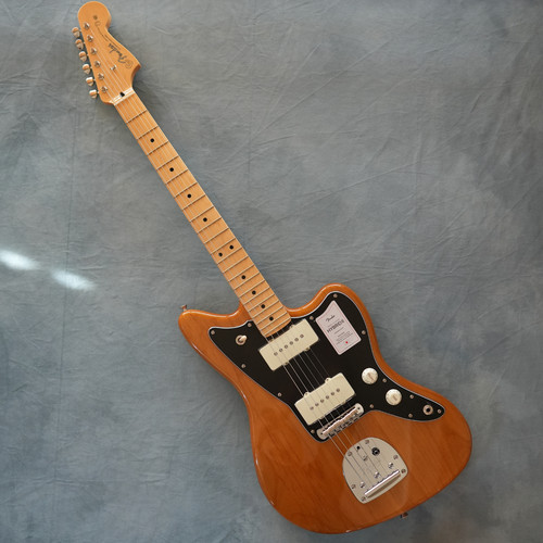 Fender made japan - in, ii