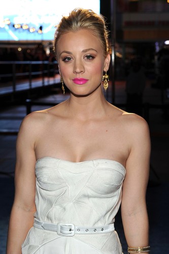 Photo kaley cuoco - photo,
