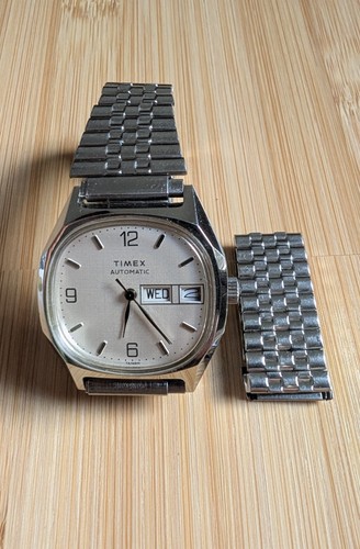 Vintage timex day date - day,