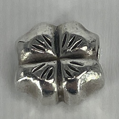 Pandora charm four leaf clover