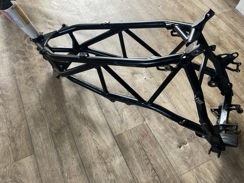 Ktm 950 adventure - adventure, frame