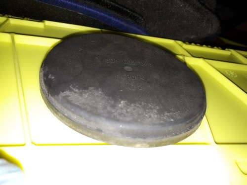 Ford fiesta headlight rubber - ford,