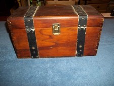 VTG Mini Treasure Chest Trunk Box Wood Leather Straps 12 3/4 x 6 Felt Lined