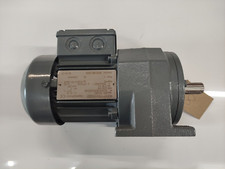 SEW MOTOR AND GEARBOX  R32