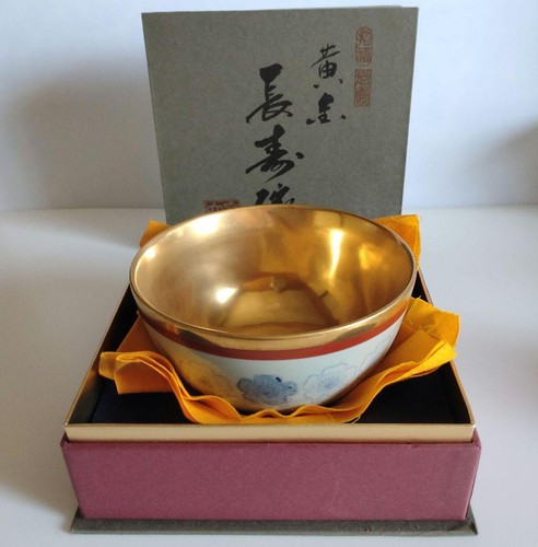 Gold longevity chawan - gold, matcha