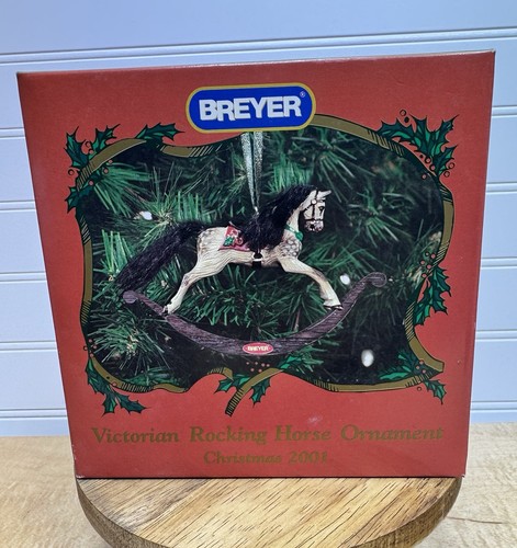 Breyer 2001 christmas - breyer,