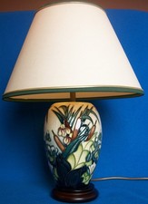 MOORCROFT POTTERY TABLE LAMP