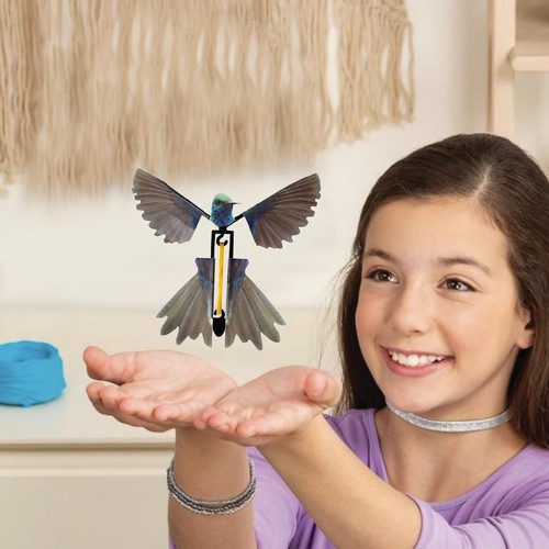 Realistic hummingbird flying - hummingbird,