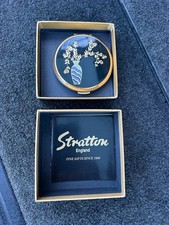 Stratton Vintage Compact