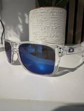 Mens Oakley sunglasses 