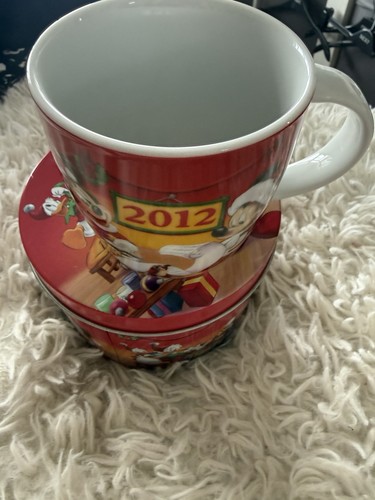 Disney 2012 christmas mug - 2012,