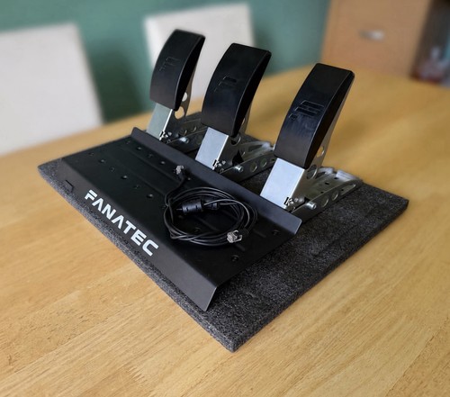 Fanatec csl pedals with clutch - fanatec,