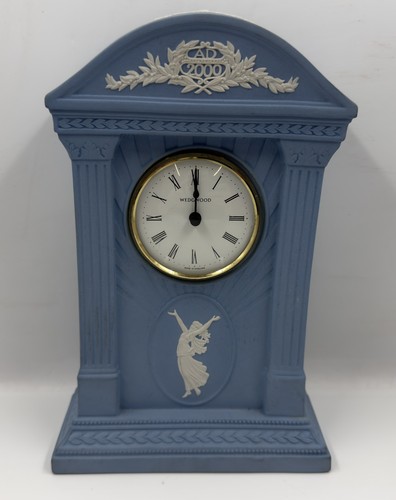 Wedgwood blue jasperware - blue,
