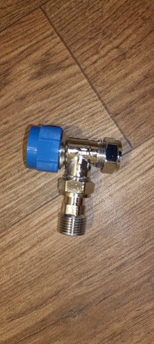 Drayton trv 15mm - chrome, angled