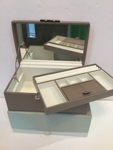 Vintage leather jewellery - vintage, box
