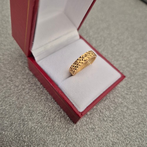 Diamond cut 14k gold plated