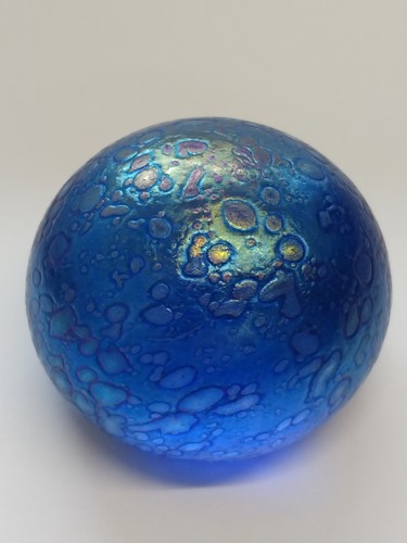 Blue iridescent glass - blue,