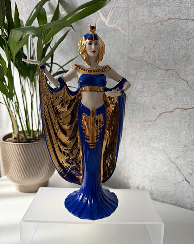 The franklin mint - the, porcelain