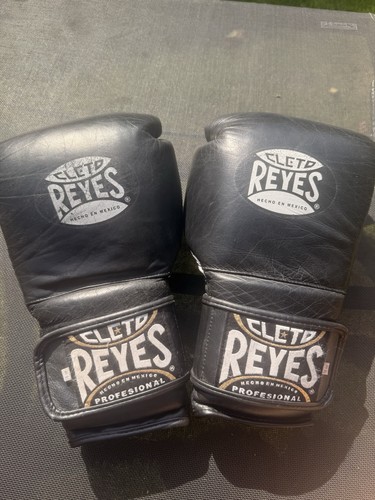 Authentic cleto reyes - authentic,