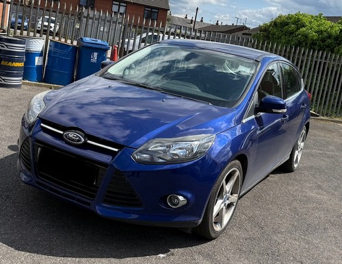 Ford focus spares breaking - spares, /